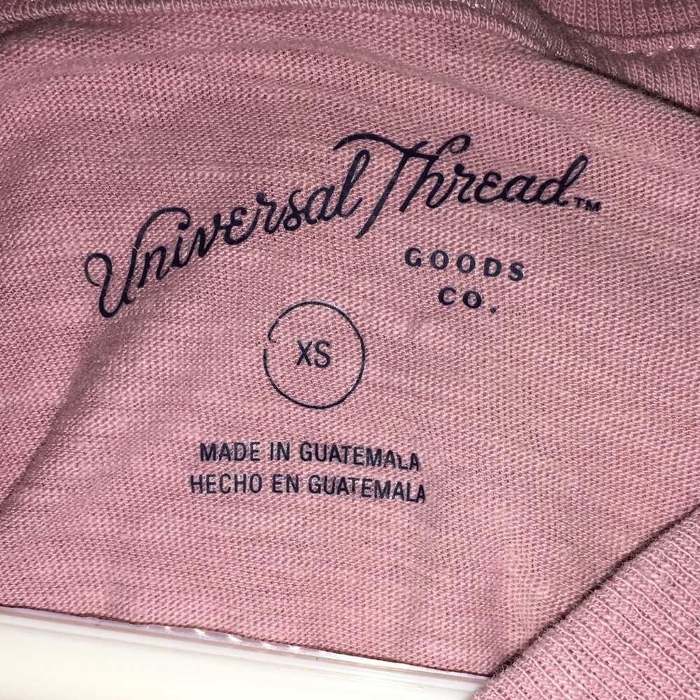Universal Thread V neck tee - Picture 3 of 3